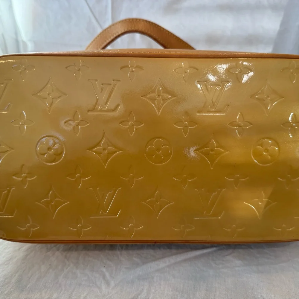Louis Vuitton Houston Vernis Patent Leather Shoulder Bag Gold/Yellow Authentic - Picture 8 of 17